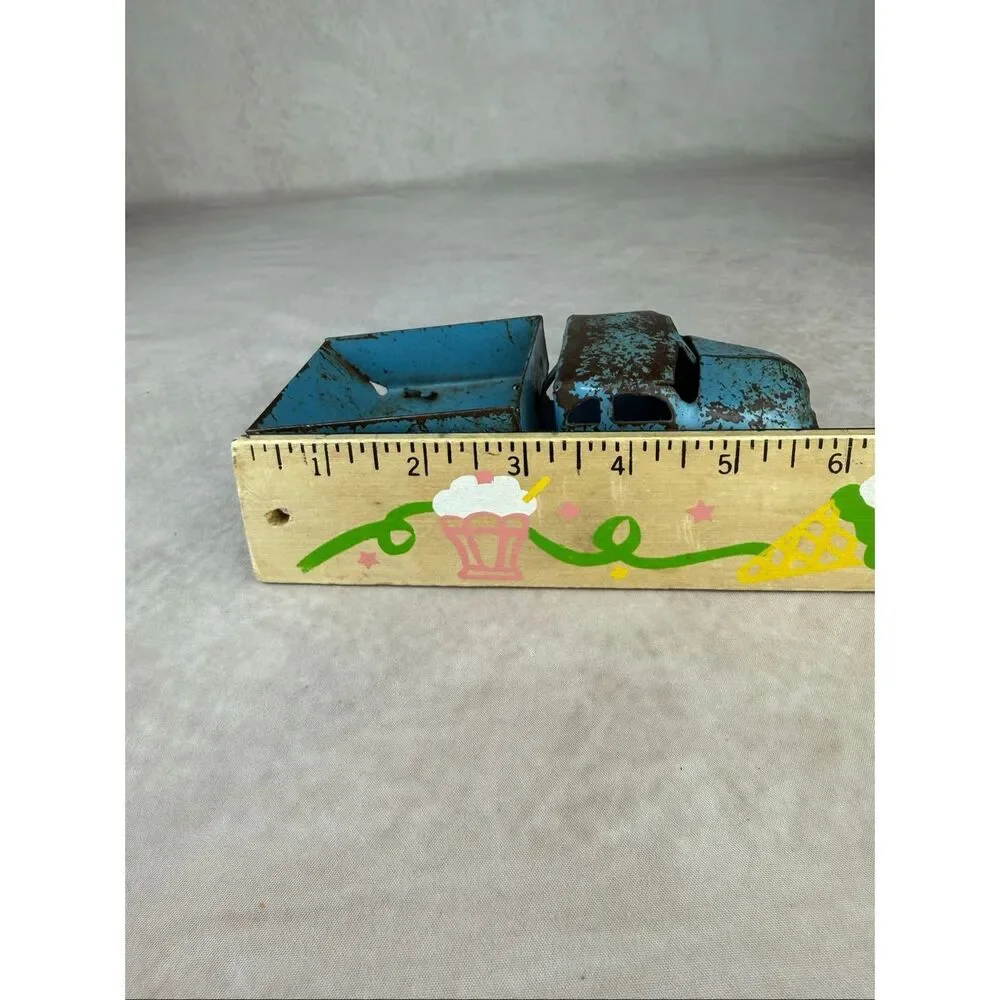 Vintage 6in Blue Wyandotte Pressed Steel Dump Truck Toy READ